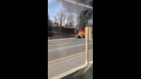 Vehicle Fire On Highway 403 Mississauga