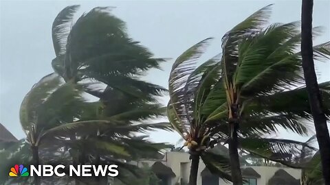 Hurricane Beryl takes aim at Texas