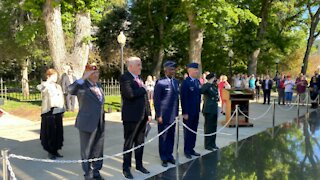 Gov. Steve Sisolak honors fallen soldiers on Memorial Day