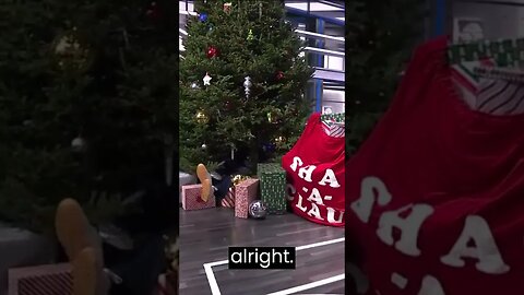 Shaq Crashes Christmas: Kenny's Epic Shove!
