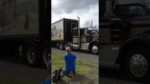 Smokey & The Bandit Truck & Trailer Leaving Truckfest