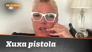 Xuxa pistola: 12 horas de chá de cadeira em aeroporto