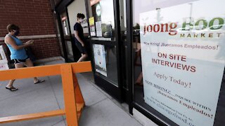 884,000 Workers File Weekly Jobless Claims