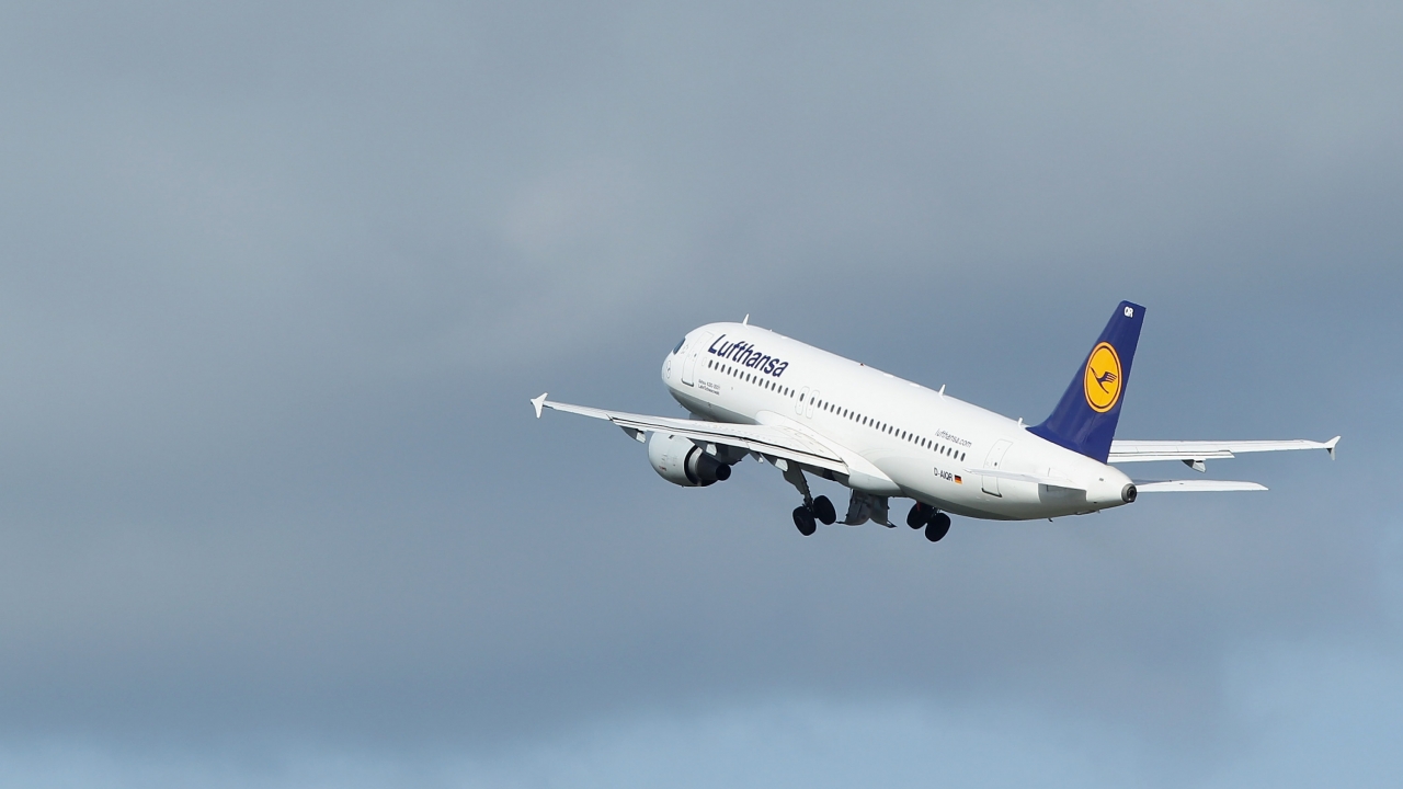Lufthansa Flight Cancellations Grow On 2nd Day Of Strike