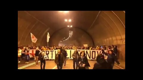 ITALY - Huge Protest In Genoa With A Full Marching Band