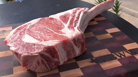 Tomahawk Steak Grilled Caveman Style