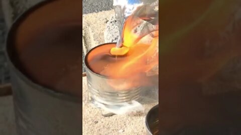 Pouring Molten Metal #2 🔥. #shorts #pouring #art #entertainment