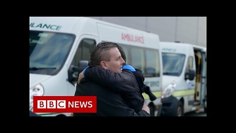 The volunteers racing aid from the UK to Ukraine’s front line - BBC News