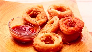 If you like onion rings, prepare yourself for this genius recipe hack