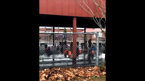 Kindergartners Forced To Eat Lunch Outside in 40 Degree Weather in Portland Because of COVID