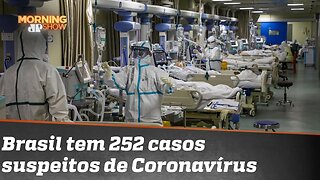 Pacientes com coronavírus devem ficar no hospital ou em casa?