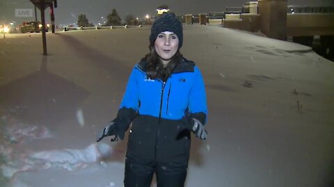 Colorado school districts announce delays and closures for snow