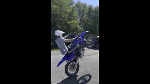 2022 yz450 wheeile