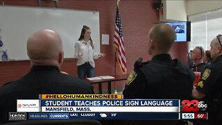 Hello humankindness: Student teaches police sign language