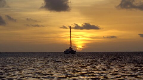 CatTV: Sunrise in San Pedro, Belize day after Hurricane Hilary