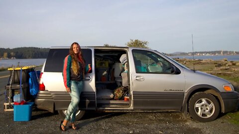 VAN TOUR | SOLO FEMALE TRAVELER in a MINIVAN