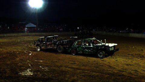 Glencoe Kentucky full size car heat 1 demolition derby 6-19-10 pt 1