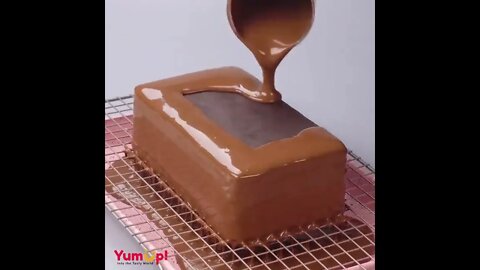 Satisfying Chocolate Cake Decorating Hacks