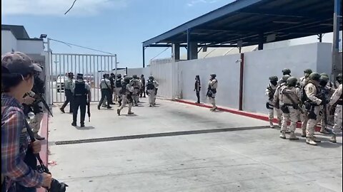 Mexican military Marines and National Guards arriving in Tijuana