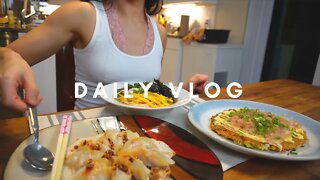 [Sub] VLOG | Living Alone Diaries | Korean Jjapchae, mandu guk, okonomiyaki, puff pastry | ASMR