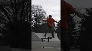 Little nollie lipslides + fakie boardslides to fakie and regs fun at Millersville #skatepark #skate