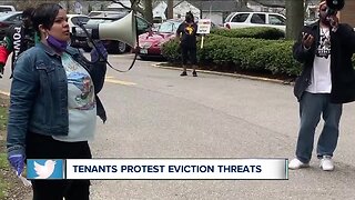 Grandview Pointe Apartment tenants protest after facing threats of eviction during pandemic