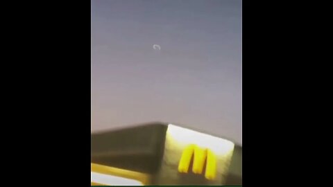 "Loading" #UFO filmed over #LosAngeles recently.