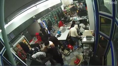 Oakland Is In Freefall: 80-To-100 People Ransacked And Vandalized Gas Station Mart - Part 1