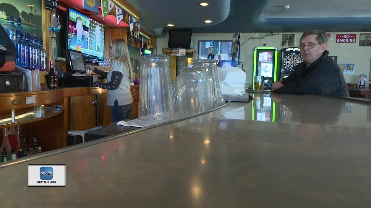 Local business feeling impact of Michigan liquor shortage