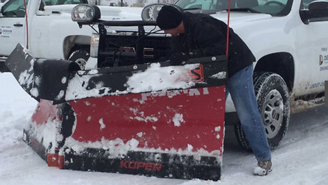 Denver deploys plows in neighborhoods