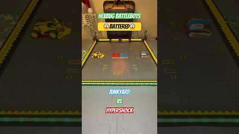 Junkyard vs Hypershock 😱Battered😱 Hexbug Battlebots #hexbugbattlebots #hexbugvideos #battlebots