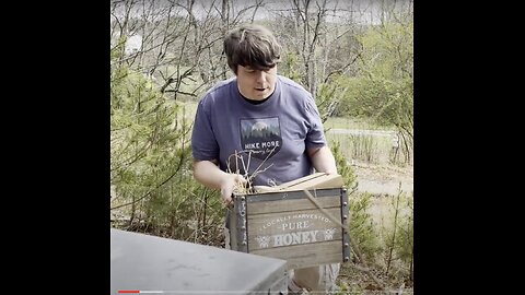 Today Wes Baits A Vacant Bee Hive in Hopes of Attracting a Colony of HoneyBees! 🐝🍯🐝