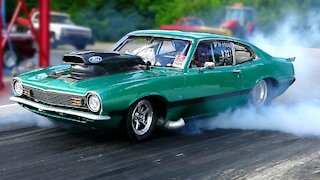 Muscle Cars Drag Racing