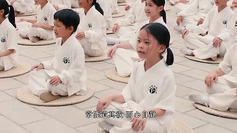 director Chen Shixing advocates practicing martial arts and chanting sutras to strengthen the body