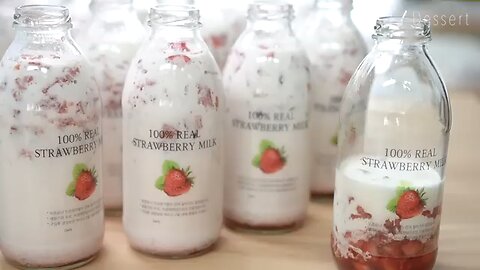 How to make strawberry 🍓 milk 🍼 > popular in Korea