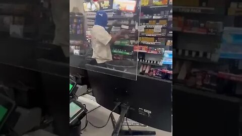 Indian Gas Station Employees Beat Up Thief