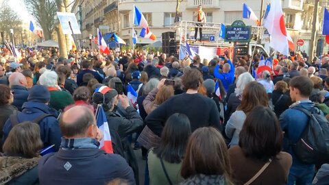 Manifestation contre le pass vaccinal place de Barcelone à Paris le 19/03/2022 - Vidéo 15 Bis