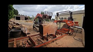 Milling Bookmatched Redwood Sequoia Slabs on the Sawmill