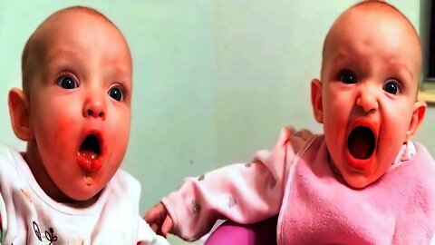 Funniest Twin Babies Never Fail to Make You Laugh