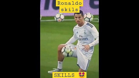 Ronaldo creative skills 🤩#shorts #ytshorts #ronaldo