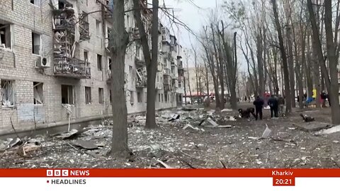 Ukraine war: Russian strikes destroy key power plant in Kyiv | BBC News