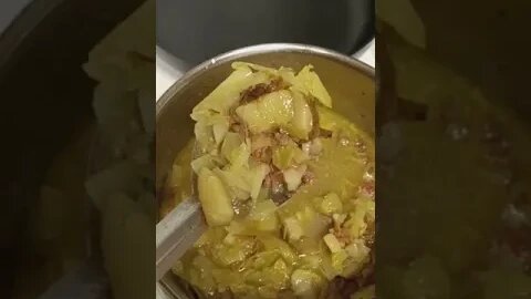 COOKING: HOMEMADE OXTAIL CABBAGE POTATO STEW