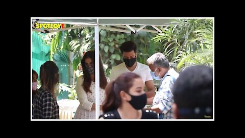 SPOTTED! Genelia Dsouza & Riteish Deshmukh at a shoot location in Bandra