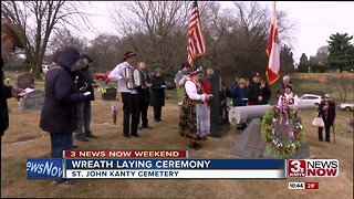Polish Heritage Society honors veterans with wreath laying