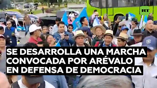 En Guatemala se desarrolla una marcha convocada por Arévalo en defensa de la democracia