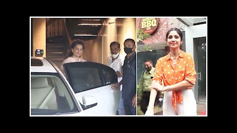 Shilpa Shetty & Kangana Ranaut Snapped Across In The City