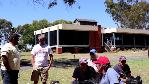 A Stand In The Park (Echuca). The claimed Covid pandemic. The need for a Riverina State.