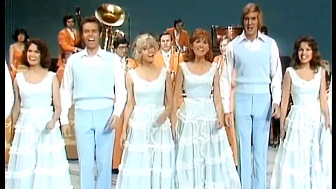 Lawrence Welk Show - "Those were the days" - 1975 - Complete HD