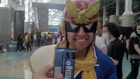 Asking Cosplayer to open a One Piece Pack | Con-Tent #bandai #bandaitcg #animeexpo