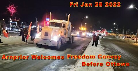 Arnprior Welcomes Freedom Convoy Before Ottawa